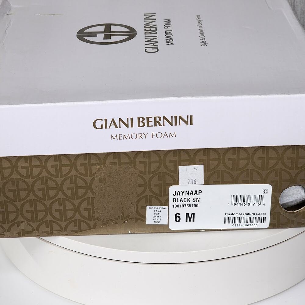 NEW - Giani Bernini Women's Jaynaa Memory Foam Lug Sole Ankle Booties - Size 6 M - Picture 12 of 12
